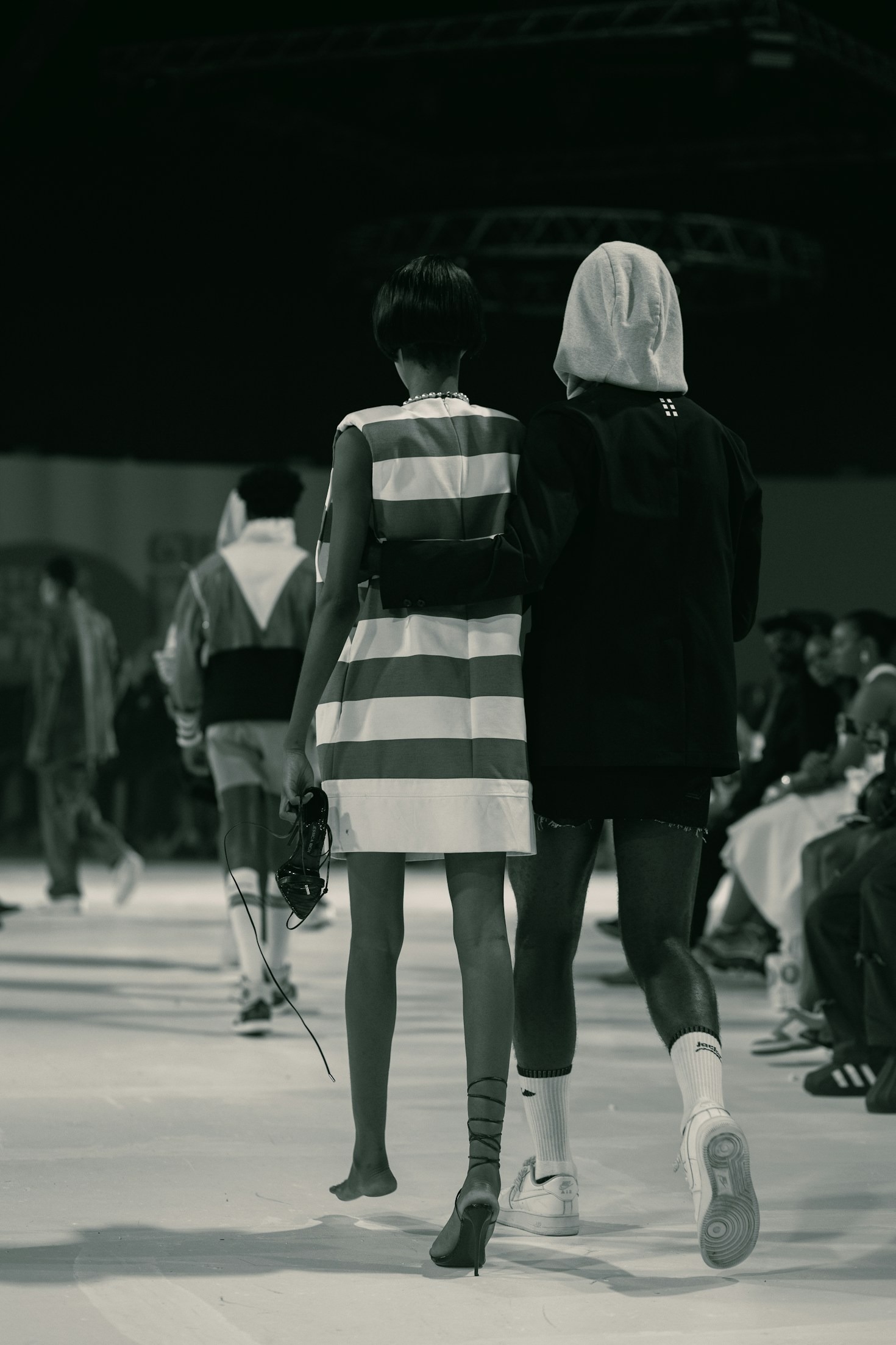 How to Balance Style and Motherhood Effortlessly